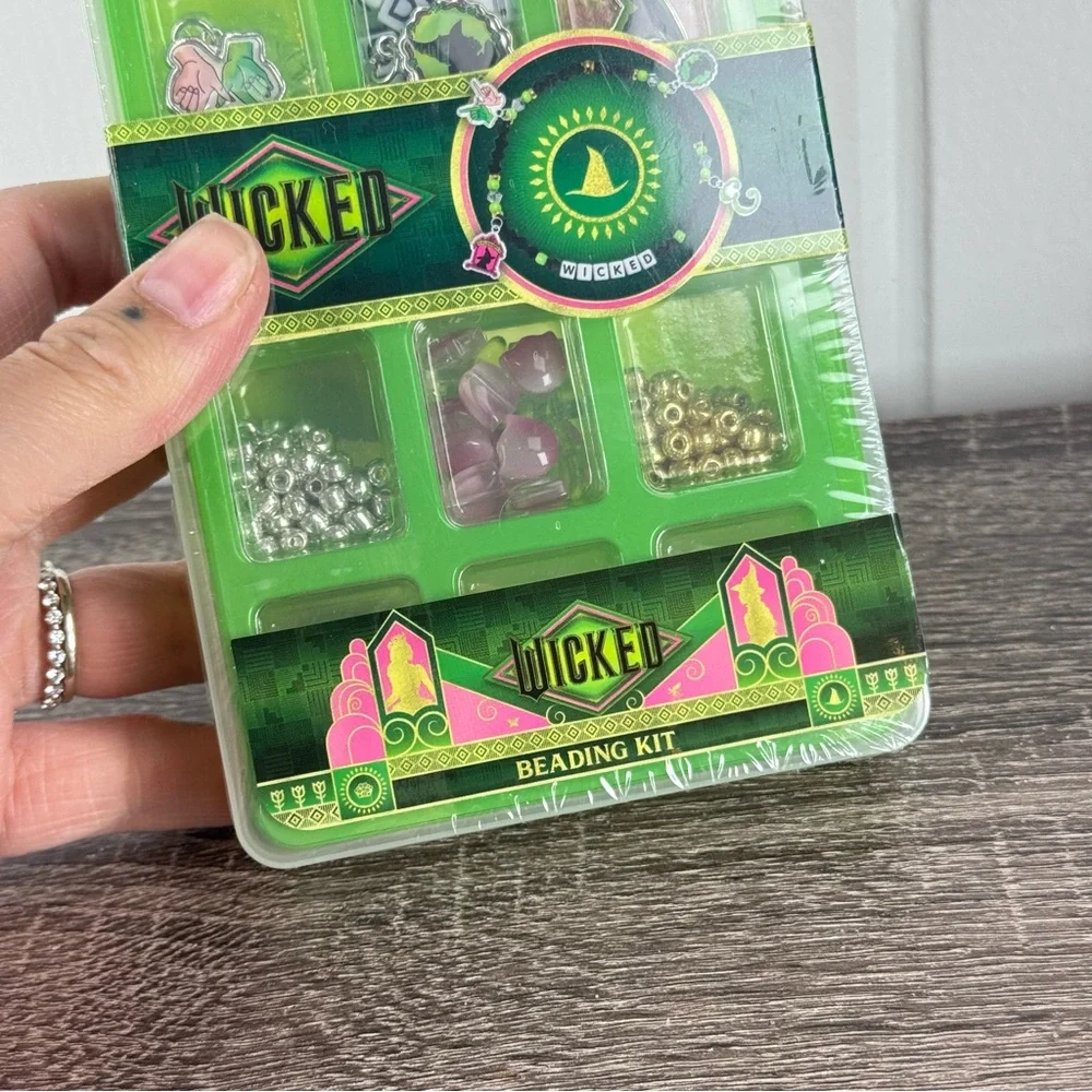 NEW Target Bullseye Playground Elphaba Beading Kit